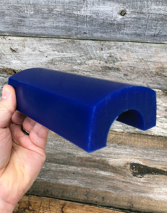 21-0289X = Matt Wax Bracelet Carving Block