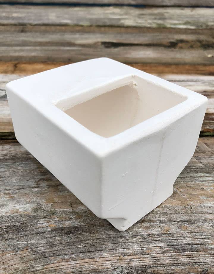 22-453 = CRUCIBLE CASTING 350dwt