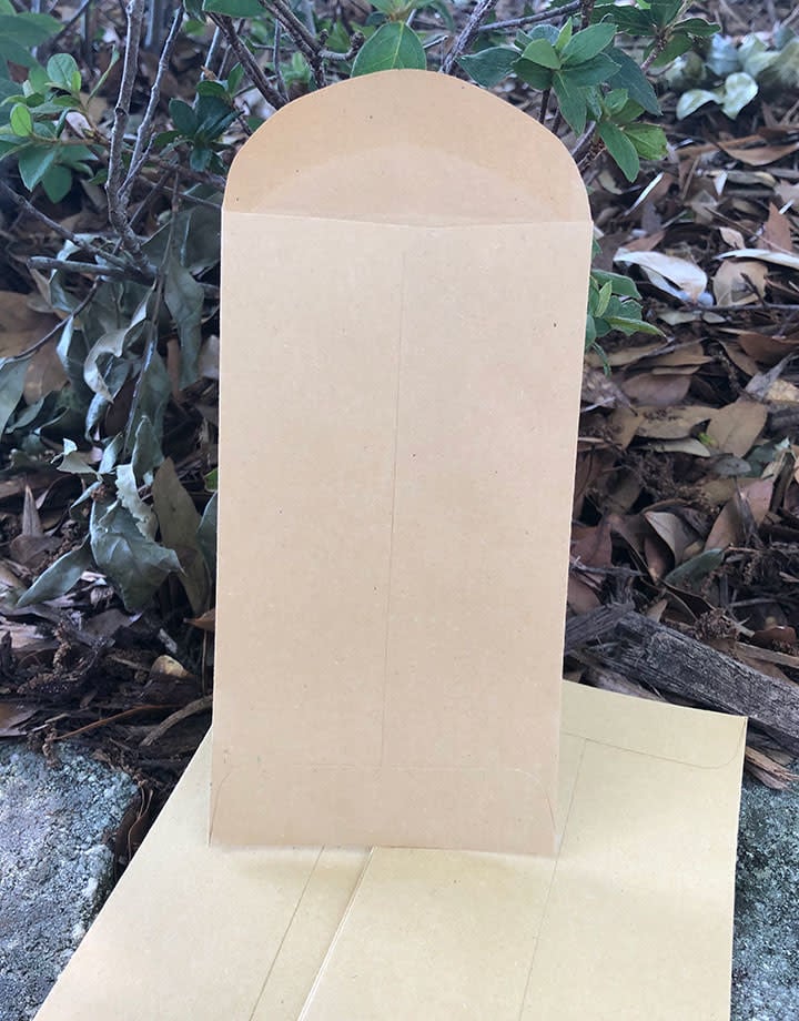 61.114 = Brown Paper Envelope 5-1/2'' x 3-1/8'' (Pkg/100)
