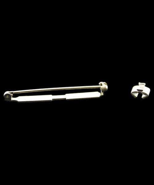 832NS-27 = FINE SILVER EMBEDDABLE BASE NICKEL SILVER 1-1/2'' PINBACK (1pc set)