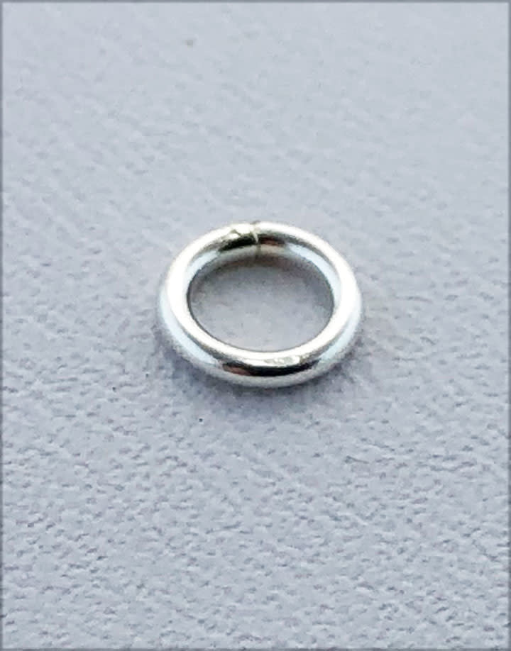 907S-XX = Closed Jump Ring Sterling Silver (Pkg of 20)