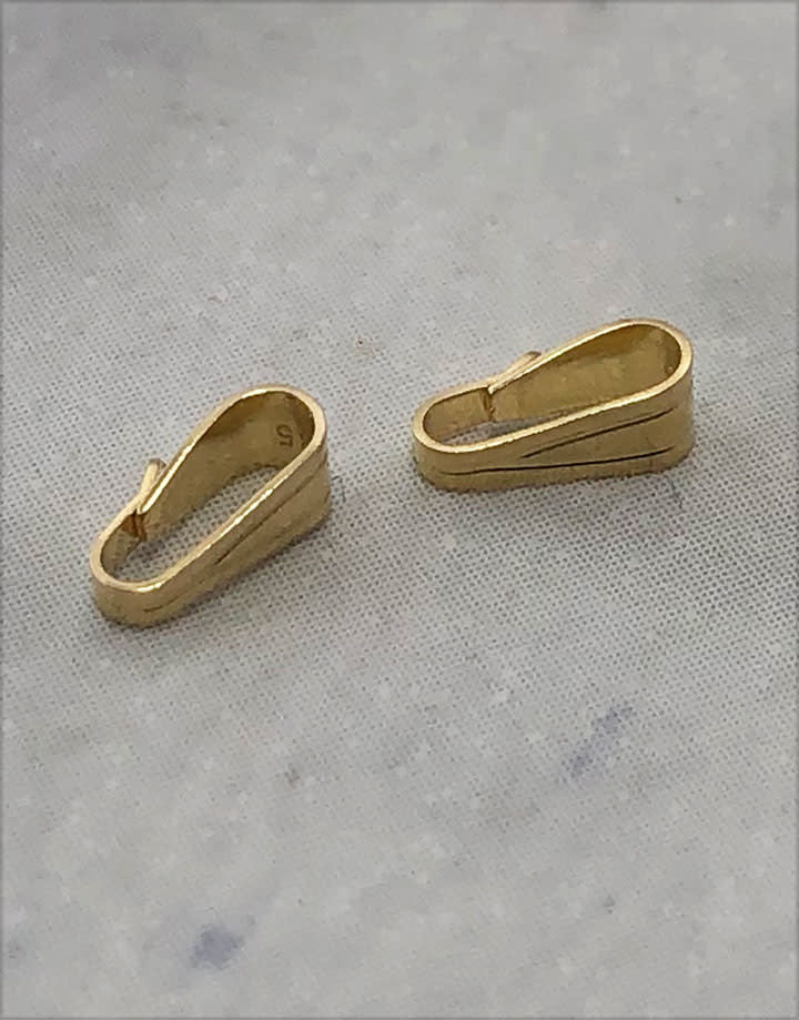 910-11 = Clip On Bail 5.9mm H x 1.9mm Opening 14KY