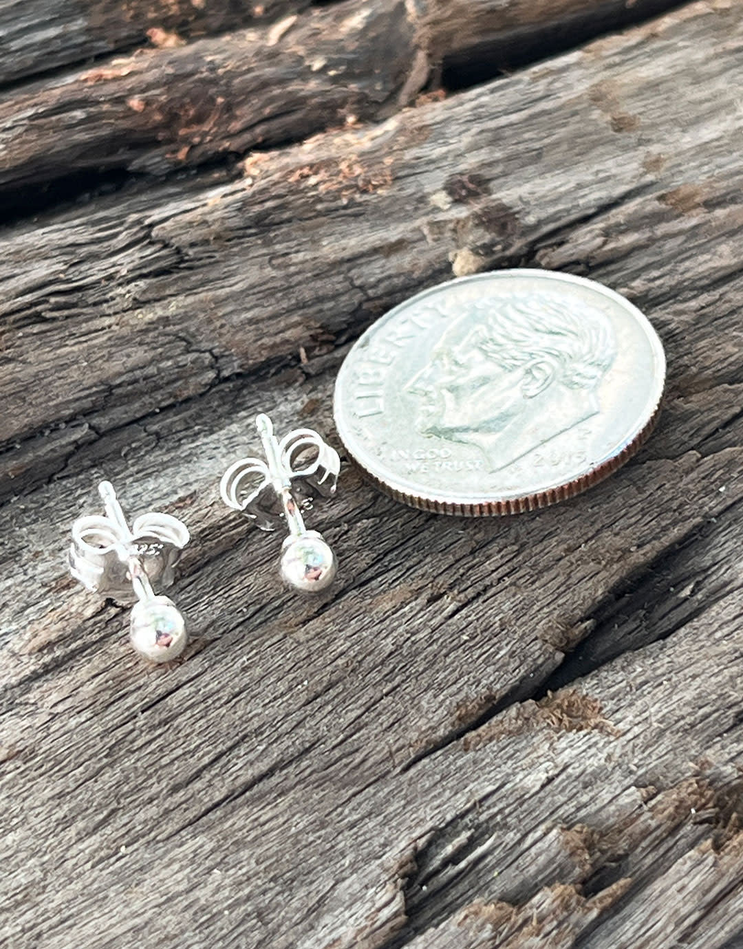 917S-0X = Sterling Silver Ball Earrings (1 pair with backs)