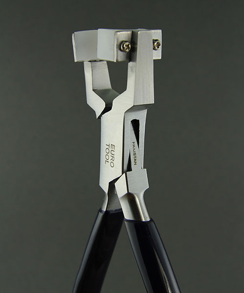 PL8410 = NYLON JAW PLIERS BENDING