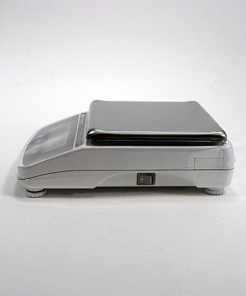 SC9751 = GemOro 1600g Countertop Scale - PRO1601