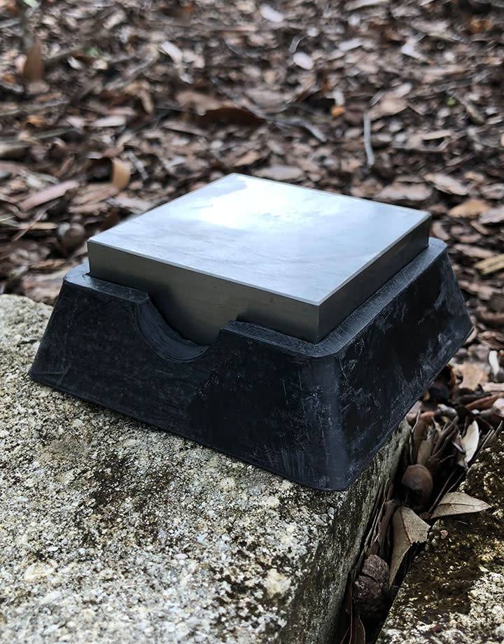 AN520 = Steel Bench Block with Removable Rubber Base 2-1/2'' x 2-1/2''
