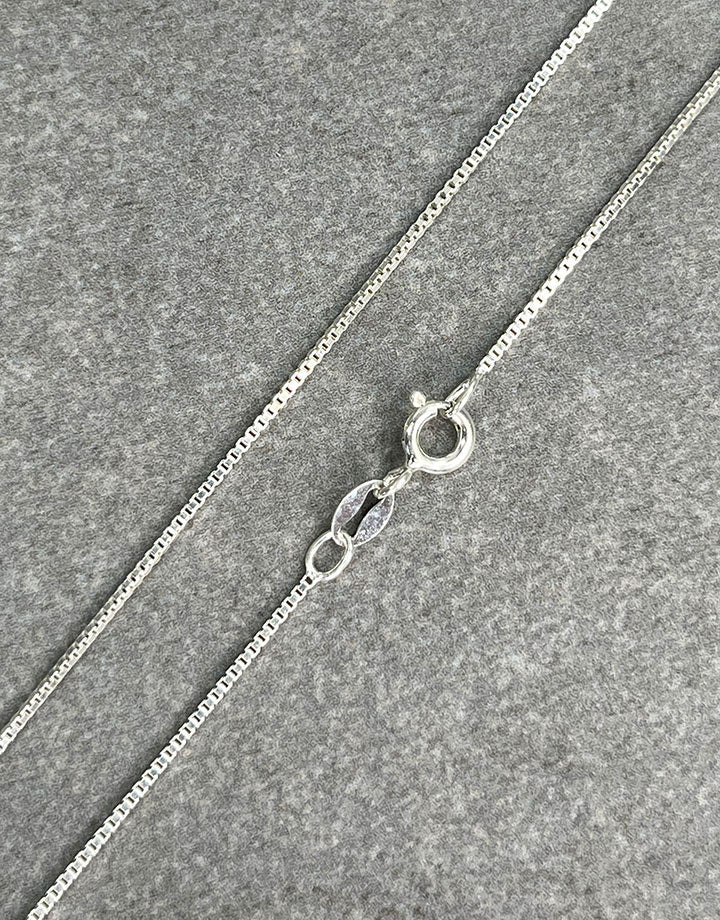 Box015 = Sterling Box Chain 0.85mm
