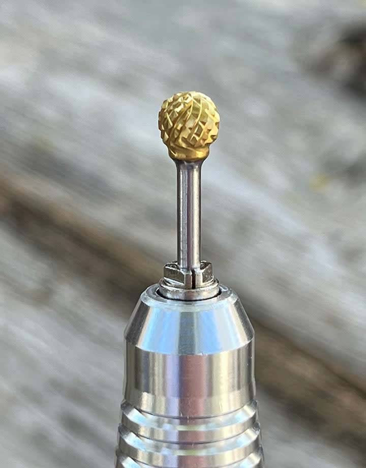 BR1952T = Ball Carbide Bur Coarse Cut - Titanium Nitride
