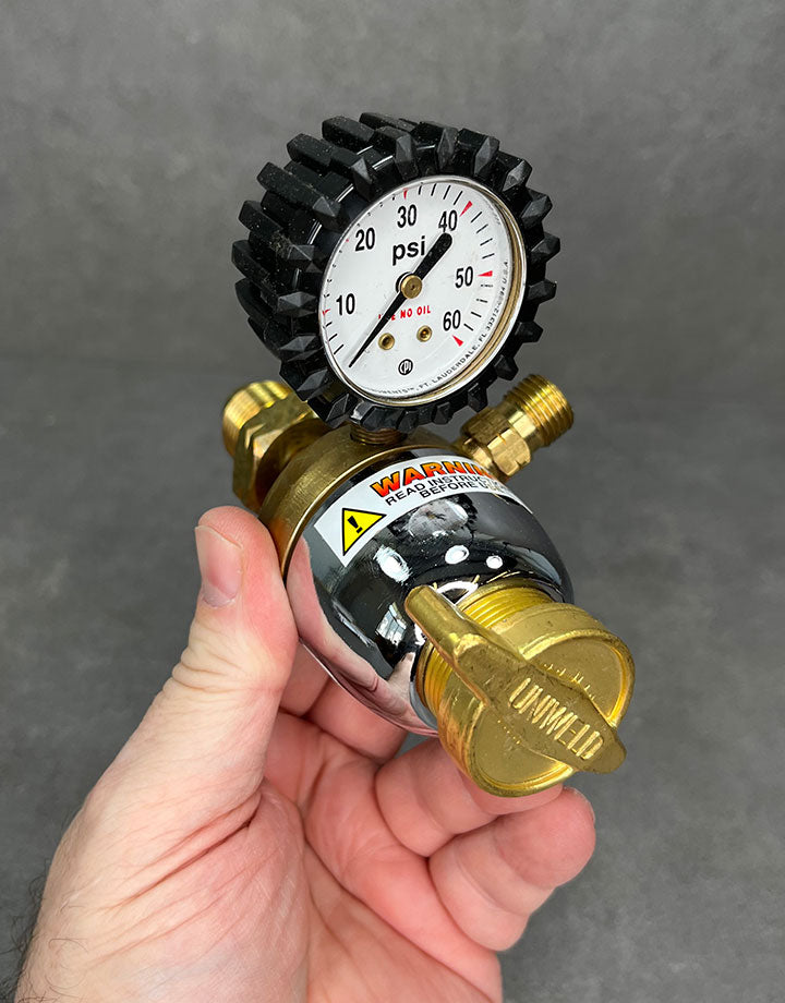 BT2142 = Uniweld Propane Regulator
