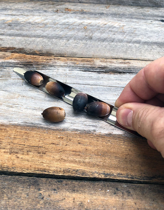 CD2610 = Scoop-Eez Mini Bead Scoop