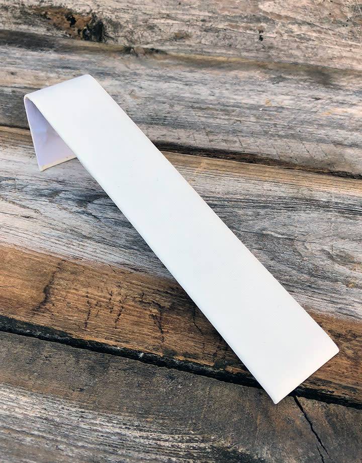 DBR6239 = White Leatherette Single Bracelet Ramp 1-1/2'' x 7-3/4'' (Pkg of 3)