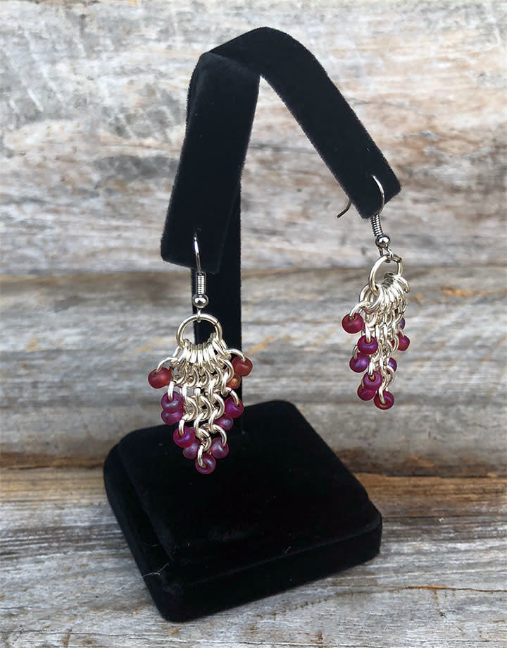 DER1723 = black-velvet Earring Stand 2-1/4x2-1/4x4-1/4''H