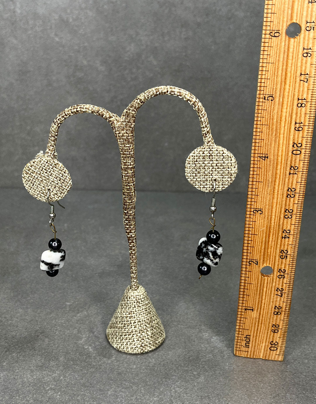 DER3241 = Burlap Earring Display 5-1/4" H (Pkg of 3)
