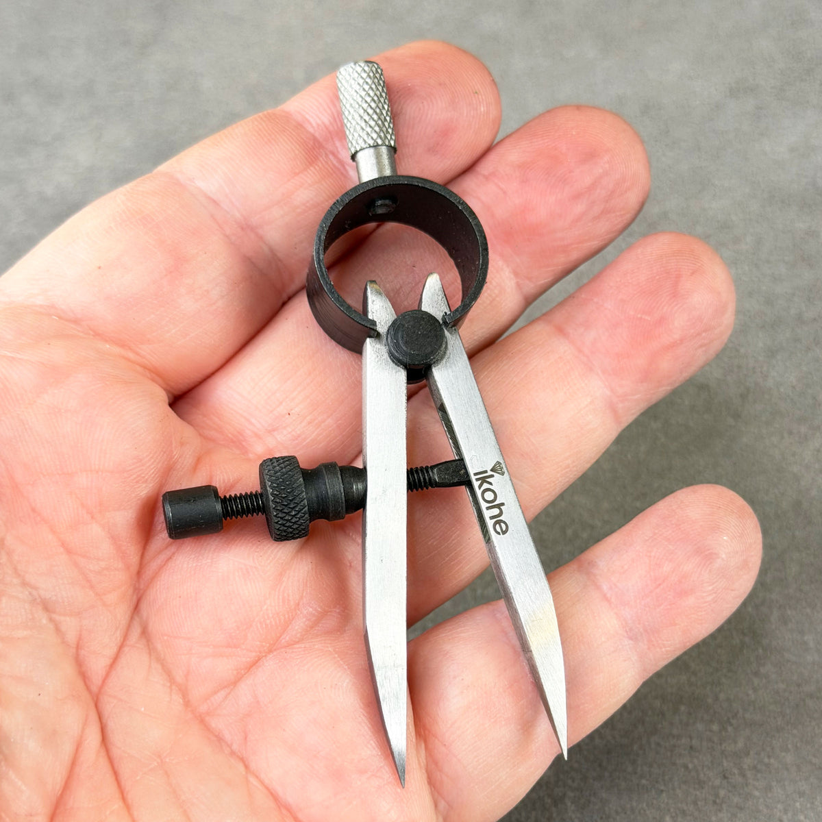 DI1020 = Square Leg Divider 2"