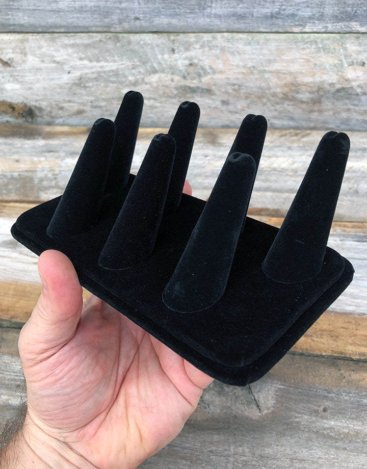 DRG1437 = black-velvet Seven Finger Ring Display 6-3/4" x 3-7/8"