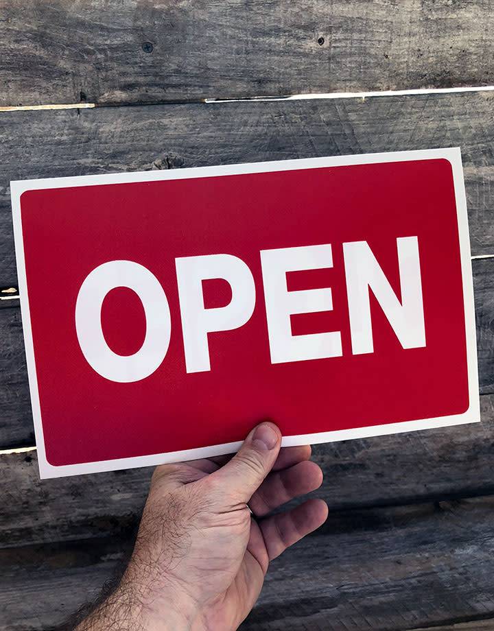 DSI5924 = Sign Plastic - "OPEN" 7x11