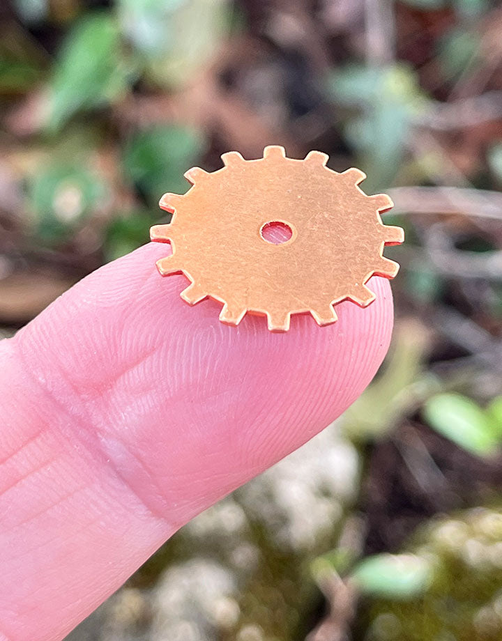 MSC56224 = COPPER SHAPE - GEAR SOLID 24ga 3/4'' (Pkg of 6)