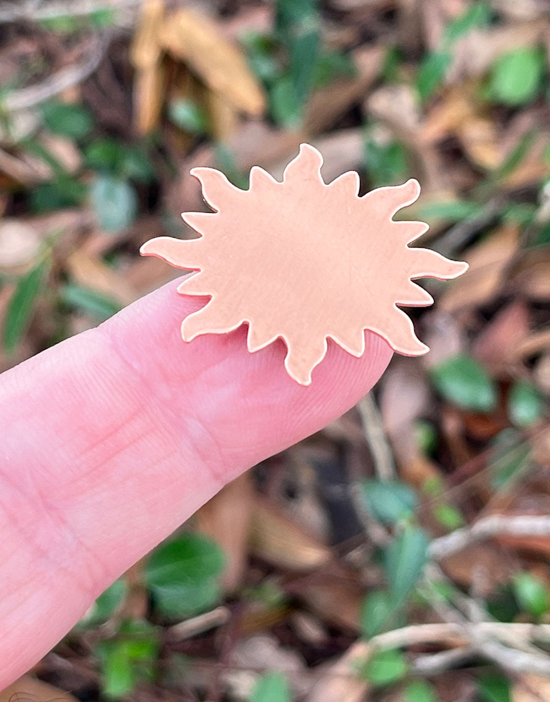 MSC58024 = COPPER SHAPE - SUNBURST 24ga 1-1/4'' (Pkg of 6)