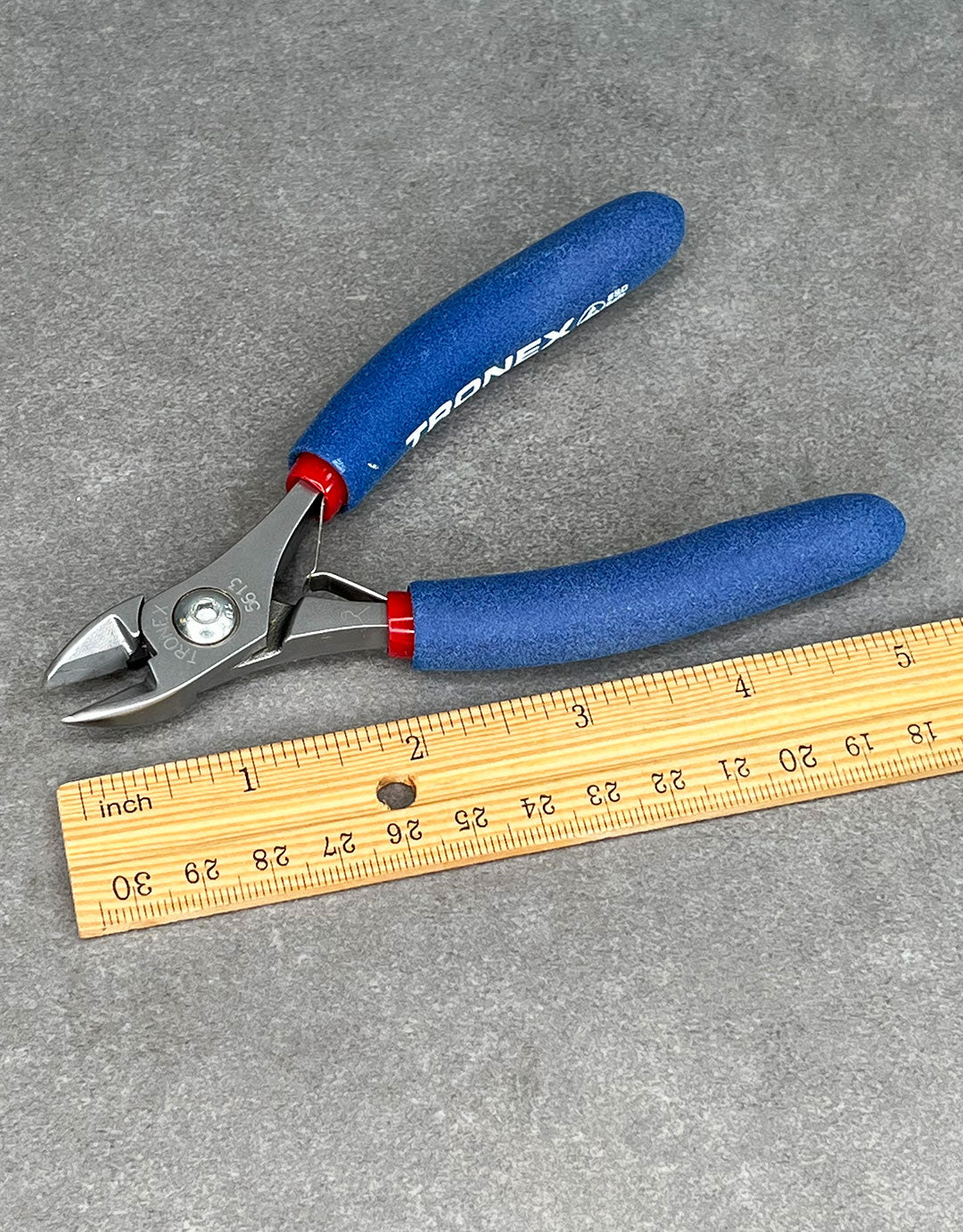 PL35613 = Tronex 5613 Extra Large Oval Head Razor Flush Cutter - Short Handle