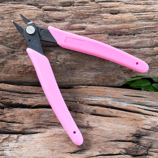 PL4410P = Xuron Micro Flush Cutting Shear #410 with Pink Handles