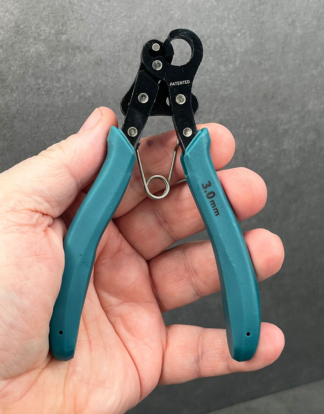 PL6470 = Beadsmith One Step Looping Plier 3.0mm Loop