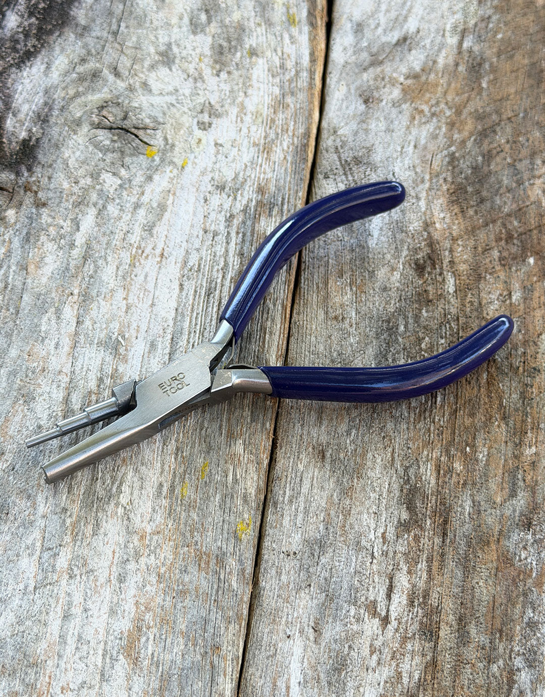 PL7480 = Looping Pliers with Stepped Jaw and Concave Jaw by Eurotool
