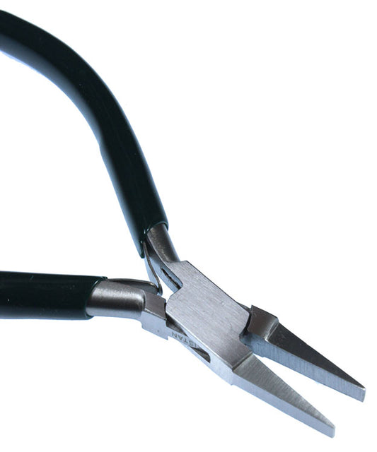 PL8005 = Value Line Flat Nose Pliers