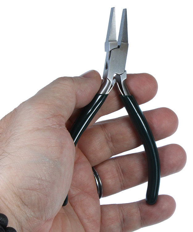PL8005 = Value Line Flat Nose Pliers