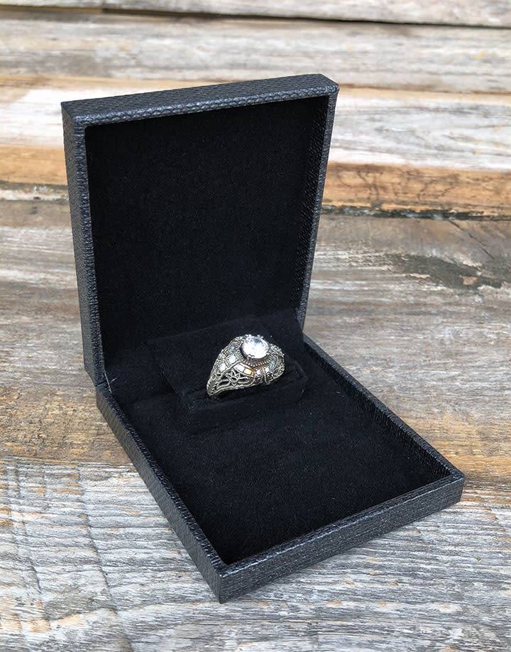 DBX6010 = Slim Proposal Engagement Ring Box Grey/Black