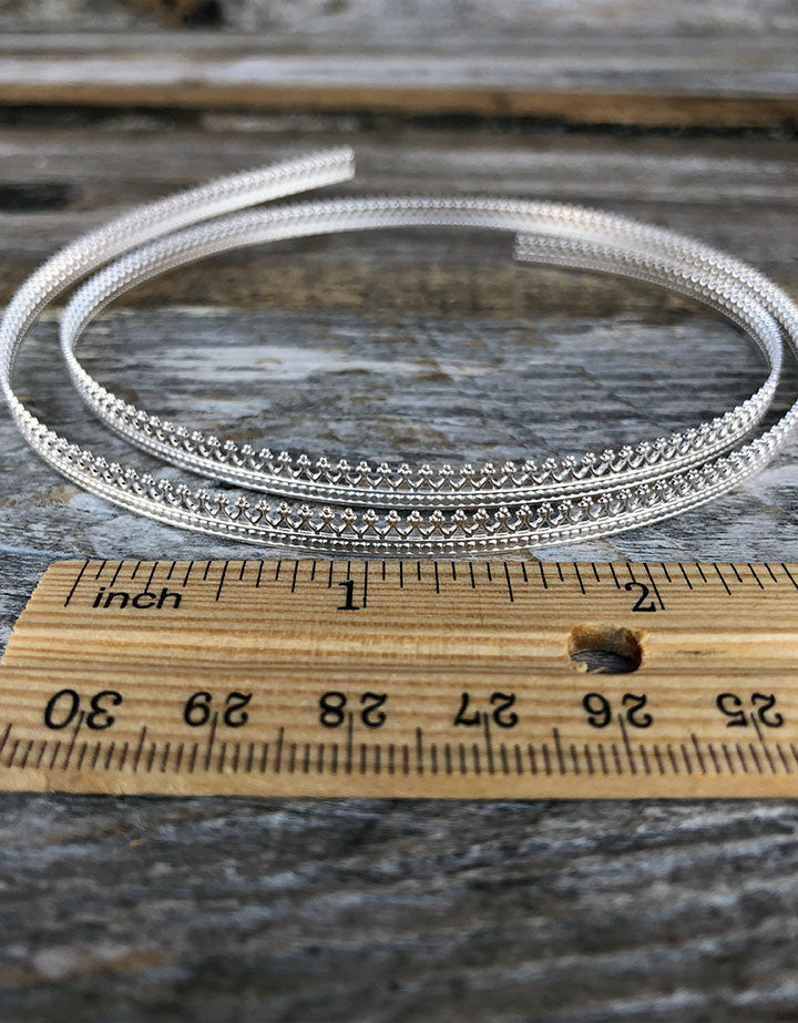 SGW01 = Sterling Gallery Wire "Crown" (Per Inch)