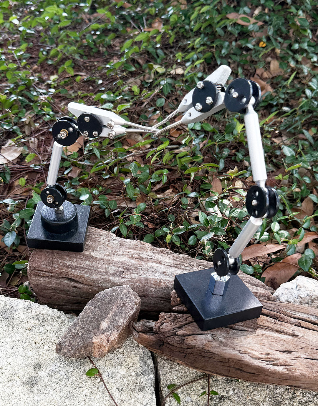 SO40XX = Third Hand Single Soldering Stands