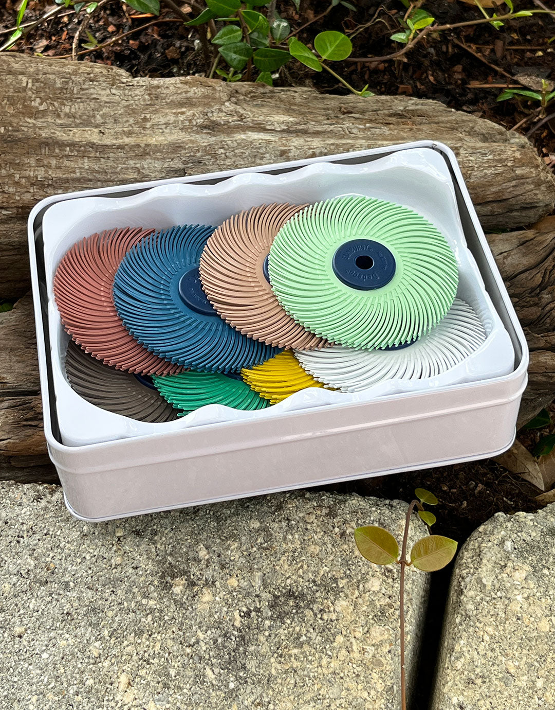 ST250X = 3" Sunburst 3-Ply Mounted Radial Discs