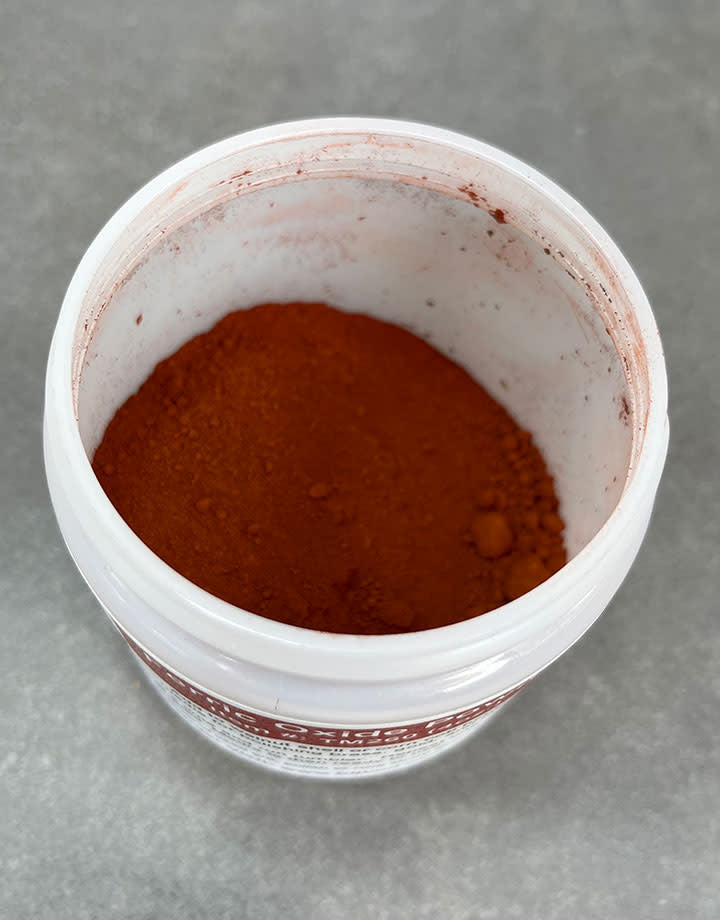 TM260 = Red Ferric Oxide Powder 4oz