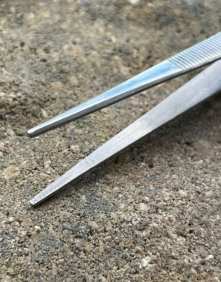 TW7057 = TWEEZER with SCOOP ECONOMY