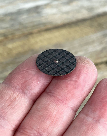 11-936 = Diamond Cutting Fiber Discs  20 x 0.3mm