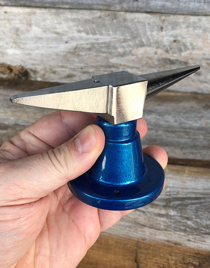 12-301 = Economy Steel Horn Shaped Anvil