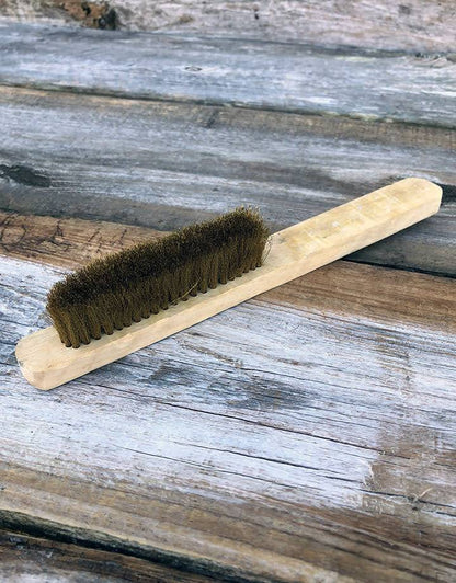BU3101 = Brass Hand Brush with 4 Row
