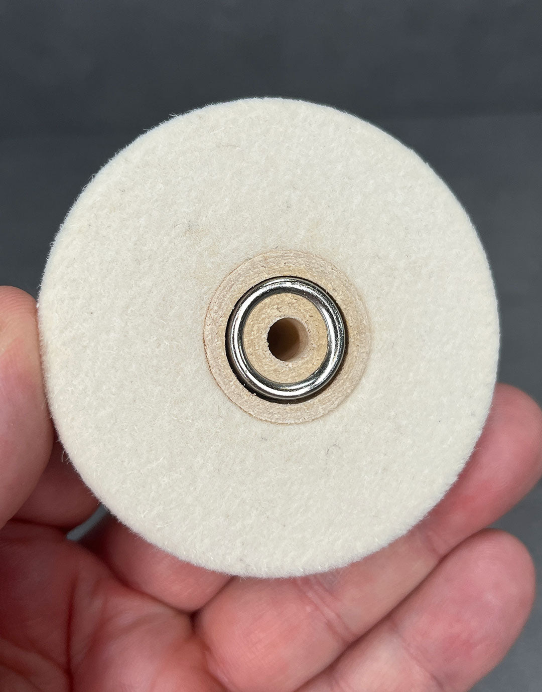 17-34X = Felt Inside Ring Buff with Wheel