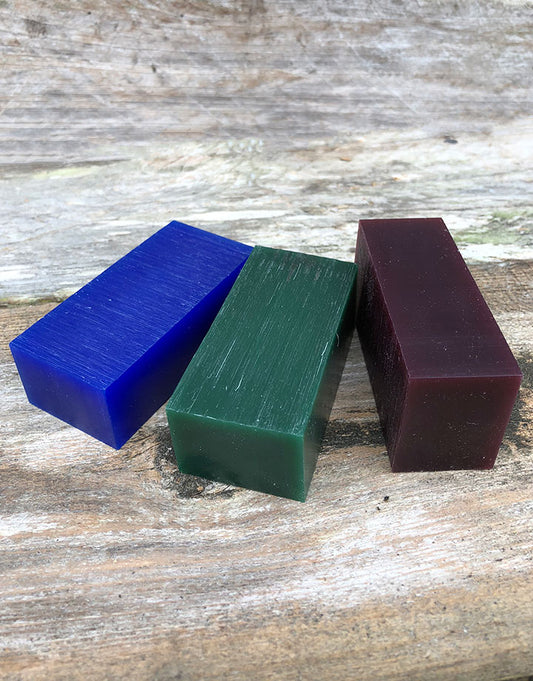 21-0275X = DuMatt Carving Wax 3 Bars (1/2lb)