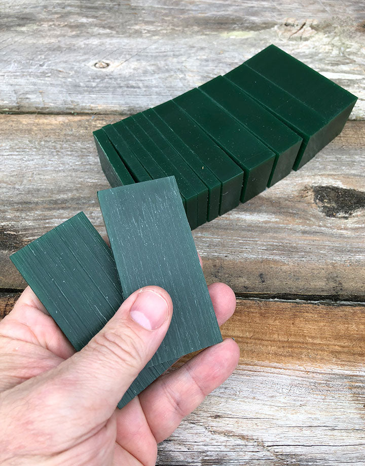 21-0276X = DuMatt Blue Carving Wax Slices