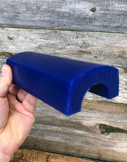 21-0289X = Matt Wax Bracelet Carving Block