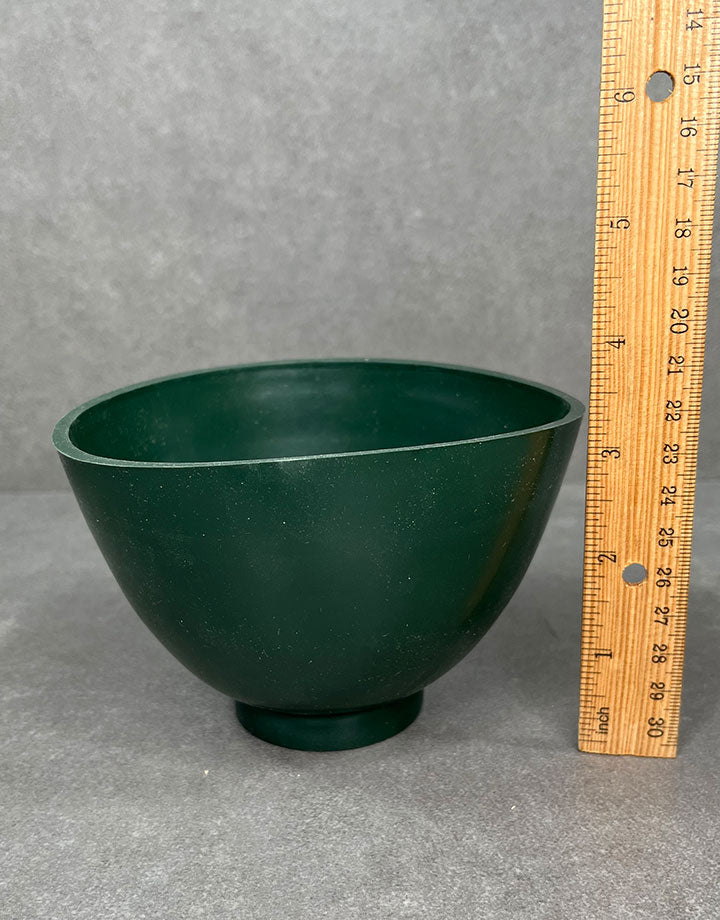 21-76X = Rubber Mixing Bowls