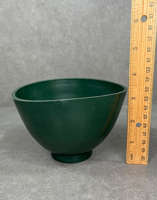 21-76X = Rubber Mixing Bowls
