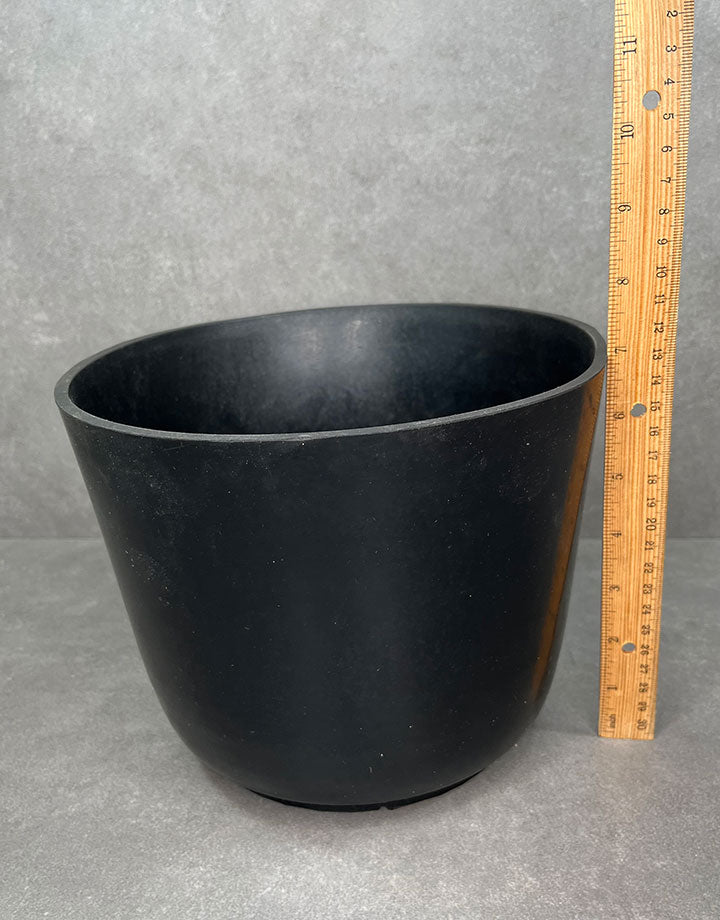 21-76X = Rubber Mixing Bowls