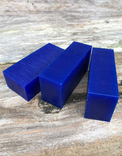 21-0275X = DuMatt Carving Wax 3 Bars (1/2lb)