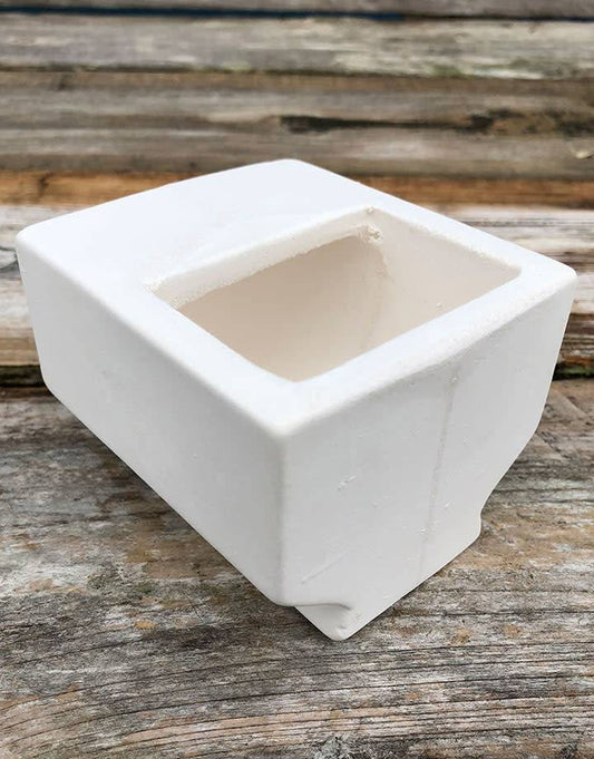 22-453 = CRUCIBLE CASTING 350dwt