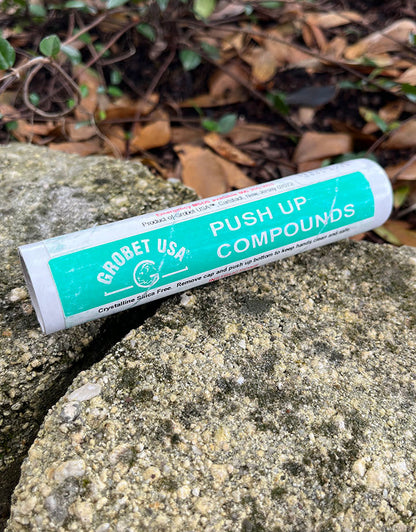 47.377 = Green Rouge in Push Up Tube