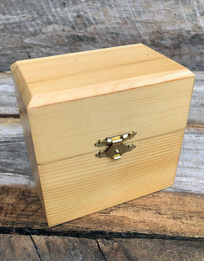 56-919 = Gold Test Kit with 10K, 14K, & 18K Solutions & Test Stone
