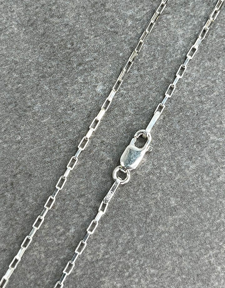 800S-01 = Sterling Long Box Chain 1.1mm