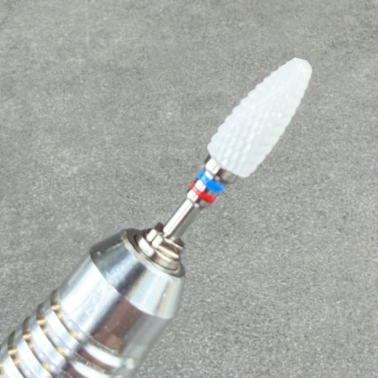 BR940X = Non-Clogging Wax Carving Burs
